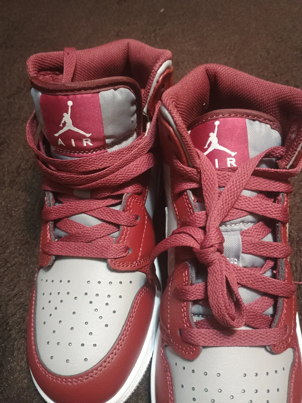 Nike Air Jordan (5Y/7 Women) NWOT BURGUNDY AND GRAY.